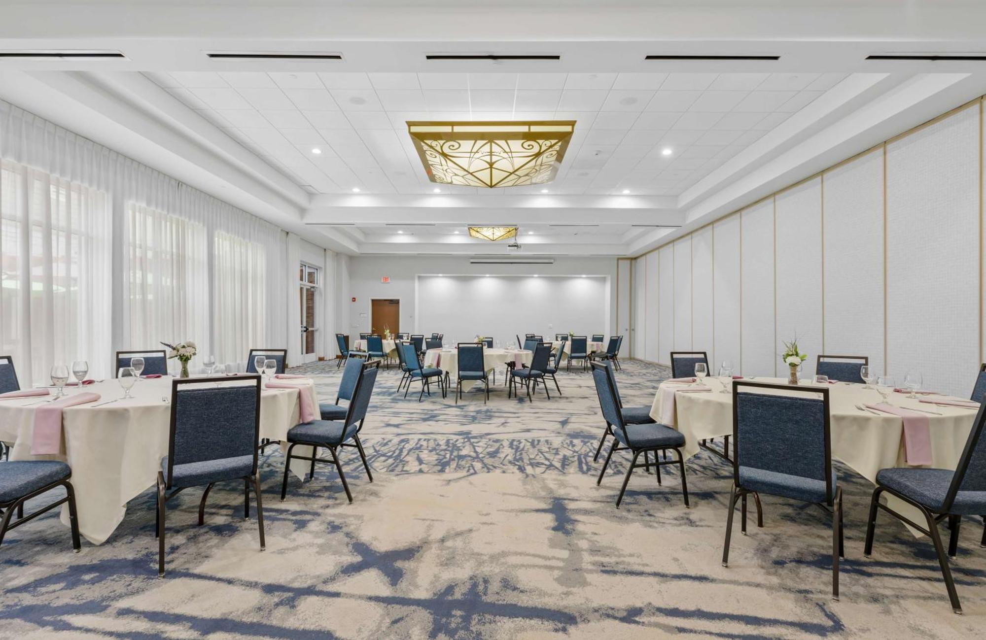 Hilton Garden 3* Auburn
